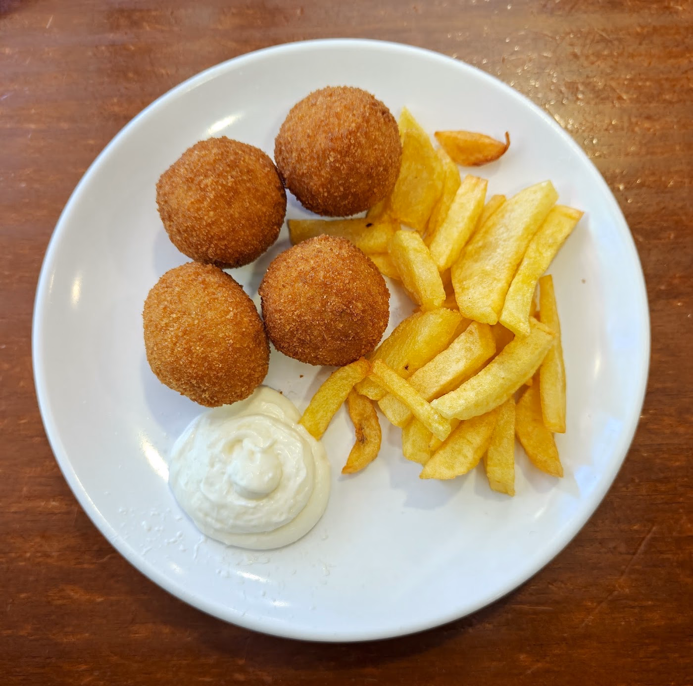 Fotografía de Agustín El Picoteo publicada en su perfil de Google Maps (cocina española en Teatinos, Málaga)